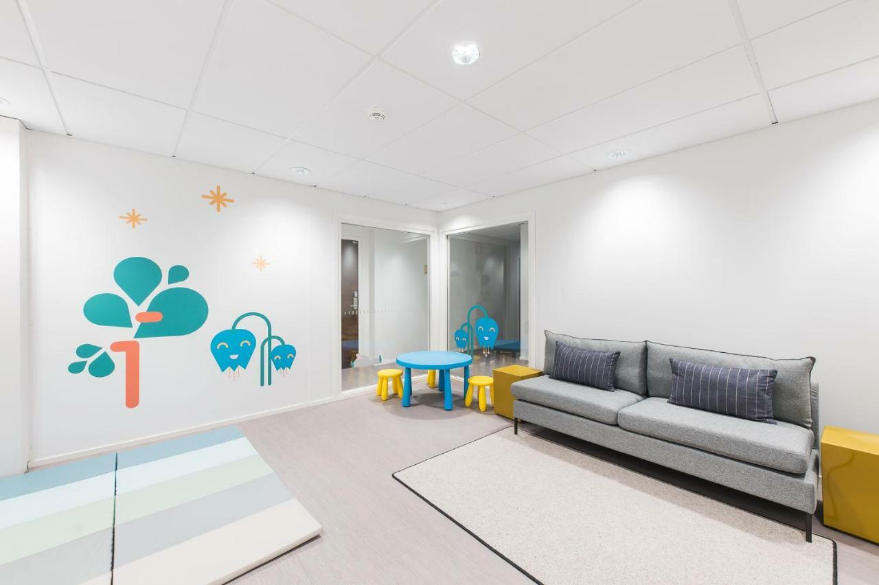 Forenom Aparthotel Helsinki Pikku Huopalahti ภายนอก รูปภาพ